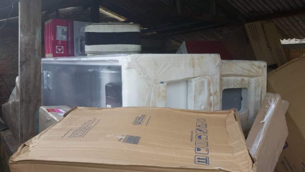 Polícia Militar encontra em Campinas casa usada para esconder roubo de carga