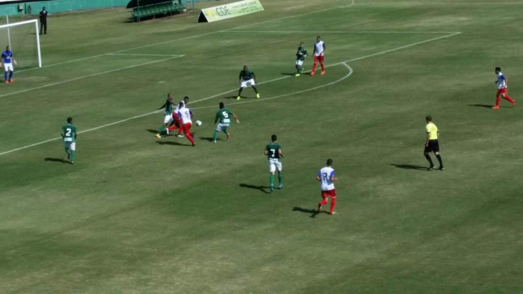 Guarani estreia na Série C com goleada