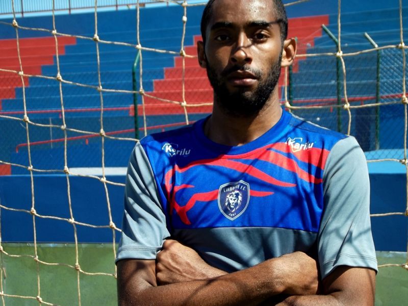 Guarani contrata zagueiro Maurício