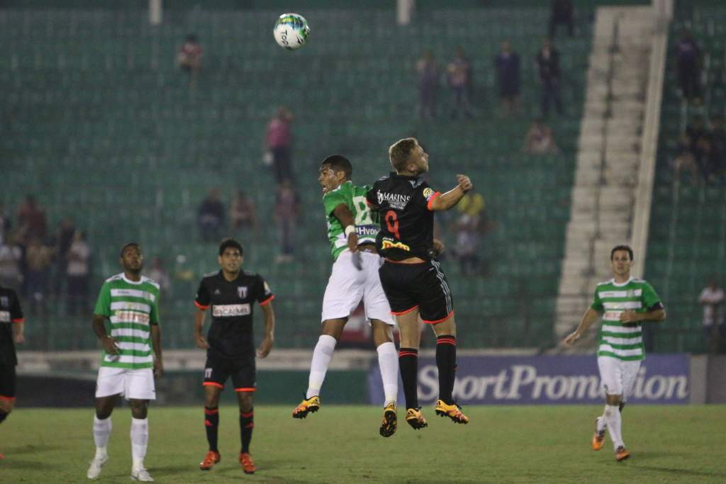 Em jogo fraco, Guarani empata com o Botafogo