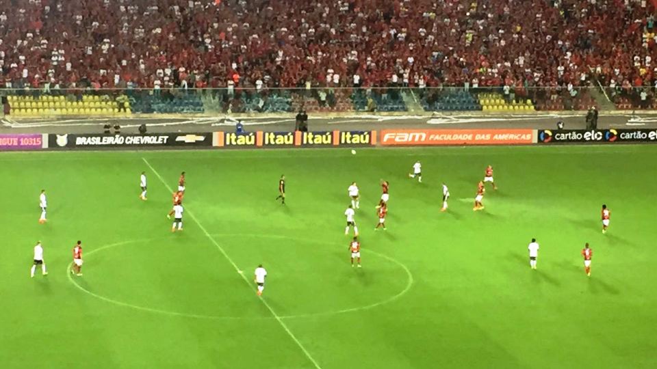 Ponte Preta não joga mal, mas perde para o Flamengo