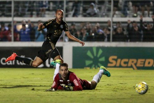 Ponte sai na frente, cede empate e é eliminada da Copa do Brasil