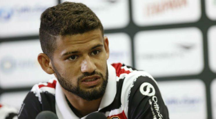 Ponte Preta contrata volante Jádson para 2017