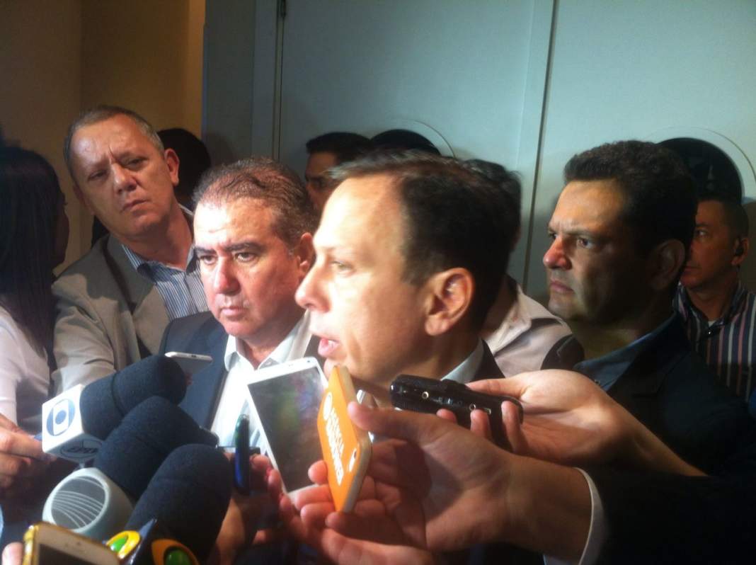 Crivella e Doria participam de reunião em Campinas