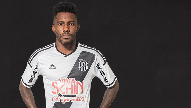Ponte Preta espera fechar novo acordo com Rhayner até o Natal