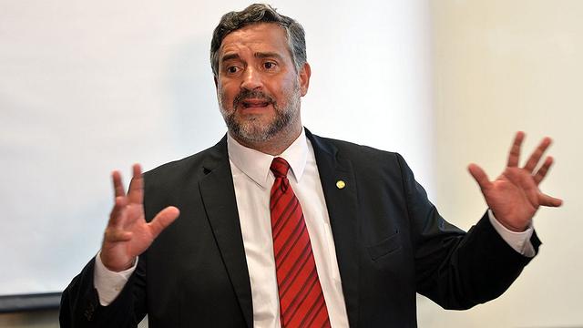 ‘Não há hipótese do PT participar de algum bloco com o PSL’, diz Paulo Pimenta