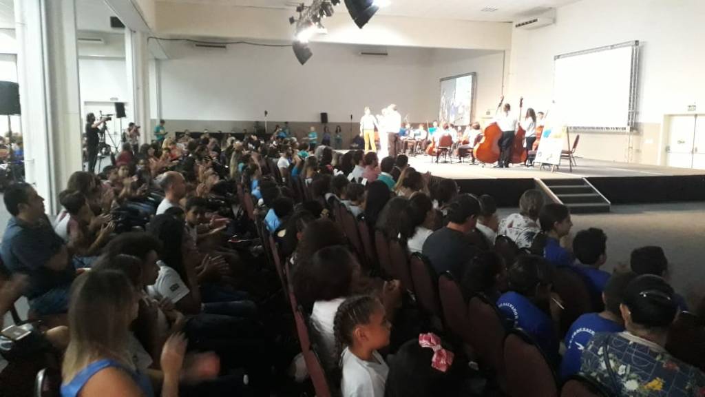 Secretaria de educação de Campinas realiza evento para conscientizar alunos sobre a importância dos grêmios estudantis