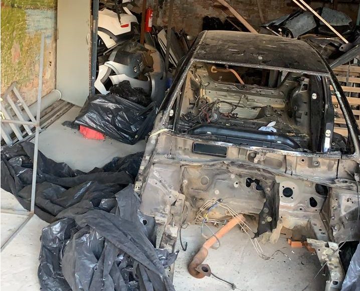 Oito pessoas são presas na região em operação contra desmanches