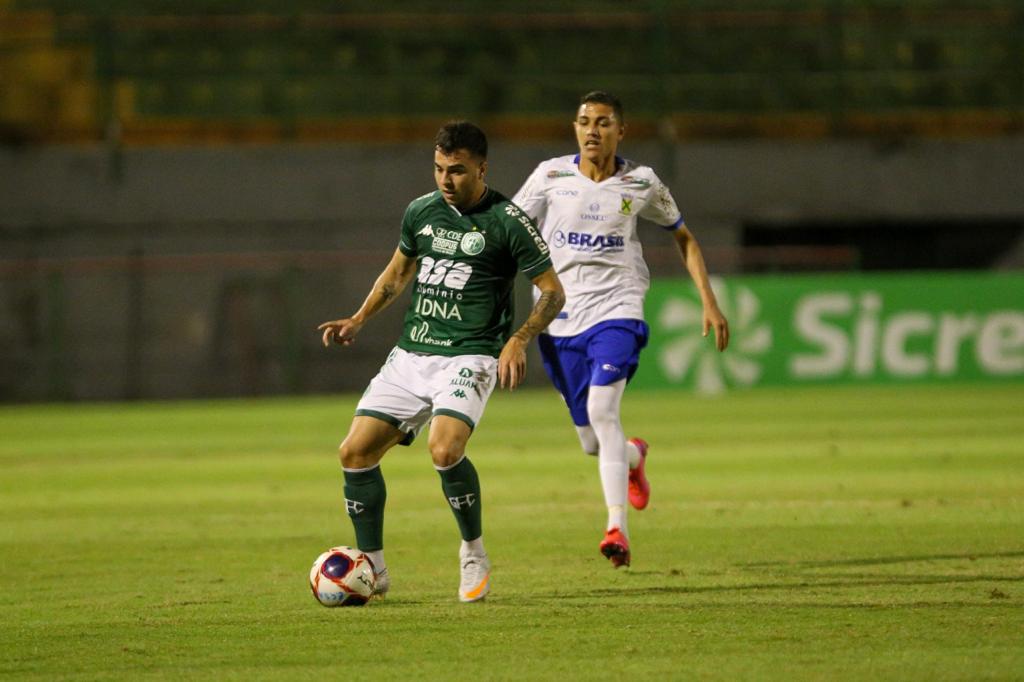 Guarani vence e sobe para o segundo lugar