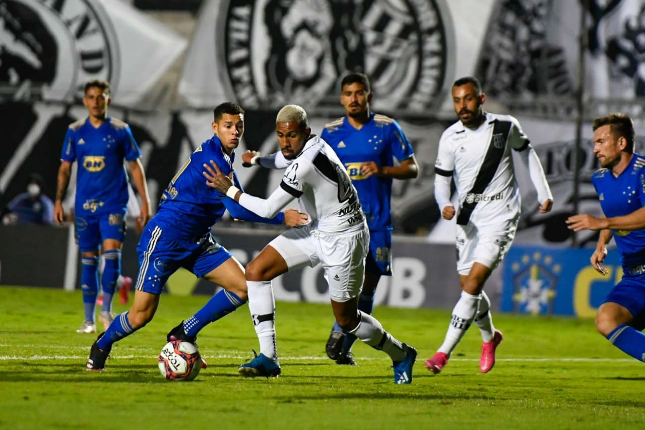 Ponte perde mais uma e vira lanterna da Série B