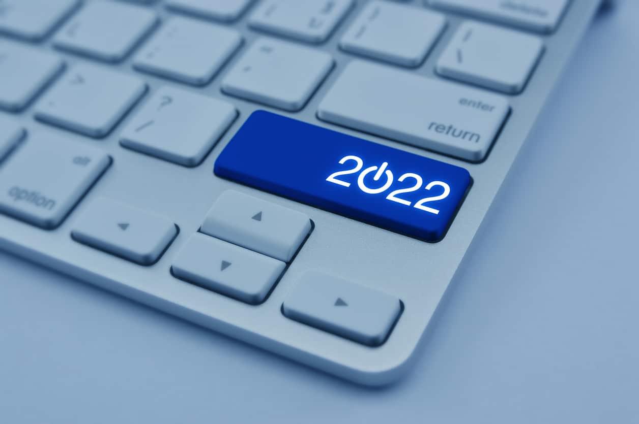 Conheça as curiosidades sobre a profissão revelação 2022: Streamer -  Tecnologia - 4oito