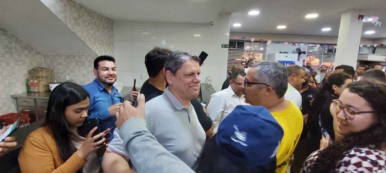 Candidato Tarcísio de Freitas (Republicanos)  visita Campinas