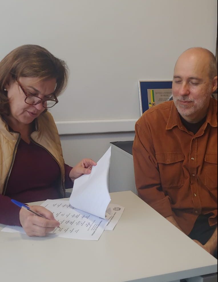 Débora Palermo assina, e CPI contra Zé Carlos consegue 11 adesões