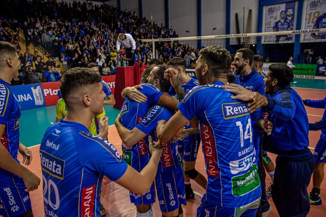 Vôlei Renata derrota Sesi-SP em casa e é campeão paulista