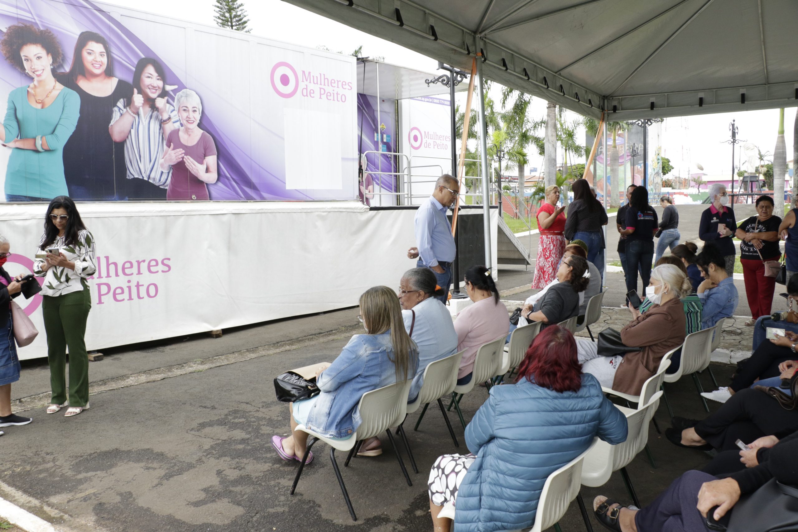 Carreta da Mamografia atende mais de 500 mulheres em Hortolândia