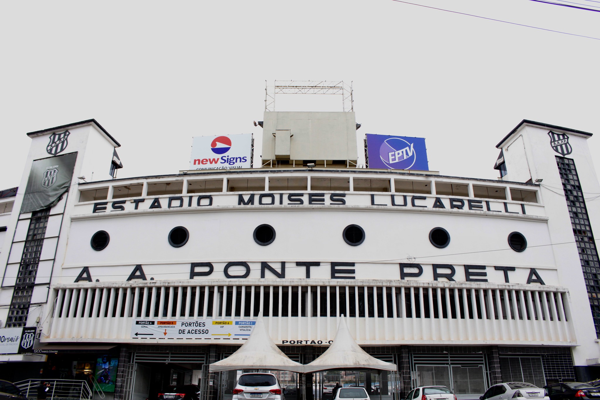 Justiça do Trabalho determina suspenção de bloqueios de contas da Ponte Preta