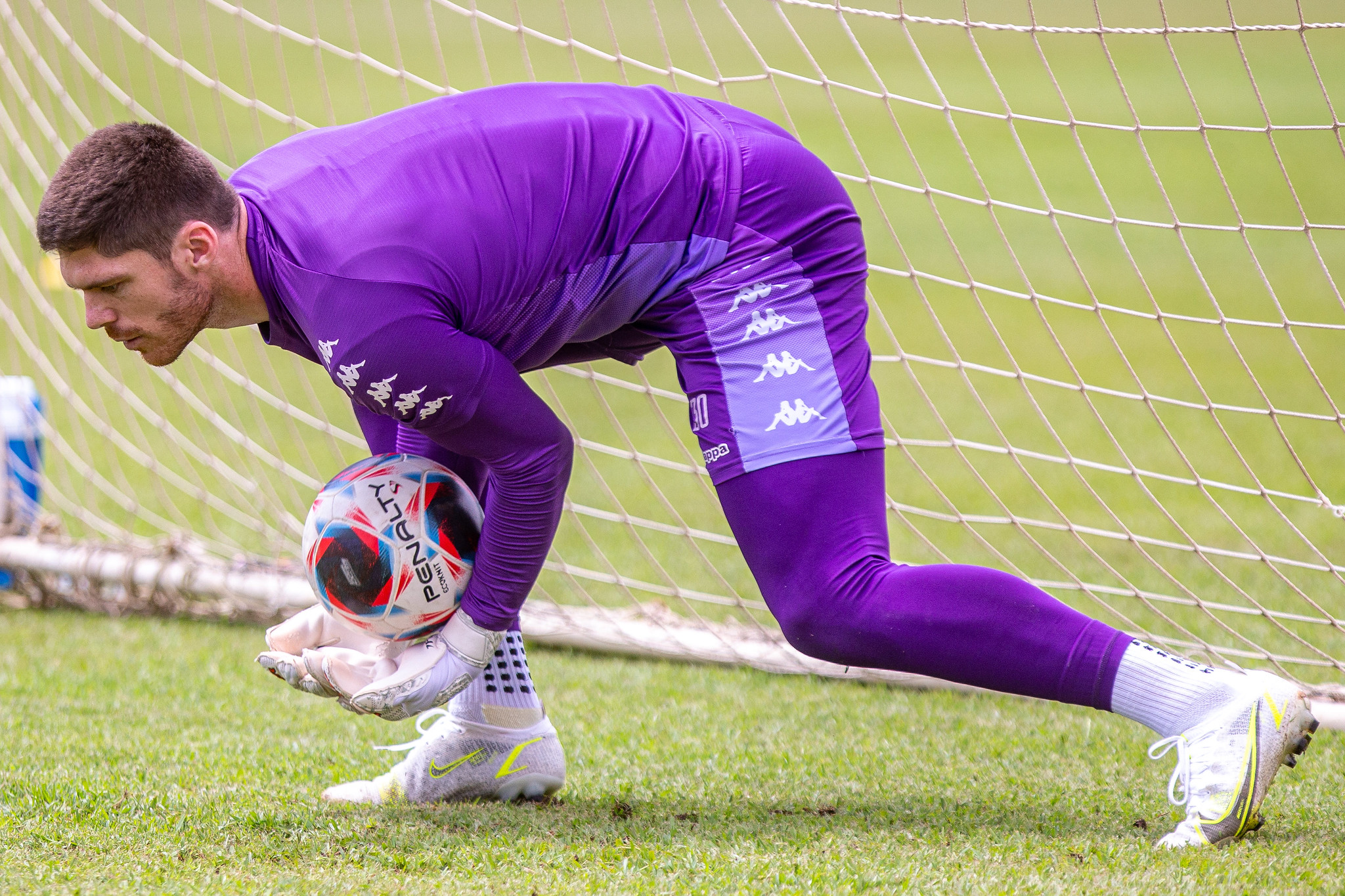 Guarani fecha com goleiro para sequência da Série B - Esportes - R7 Futebol