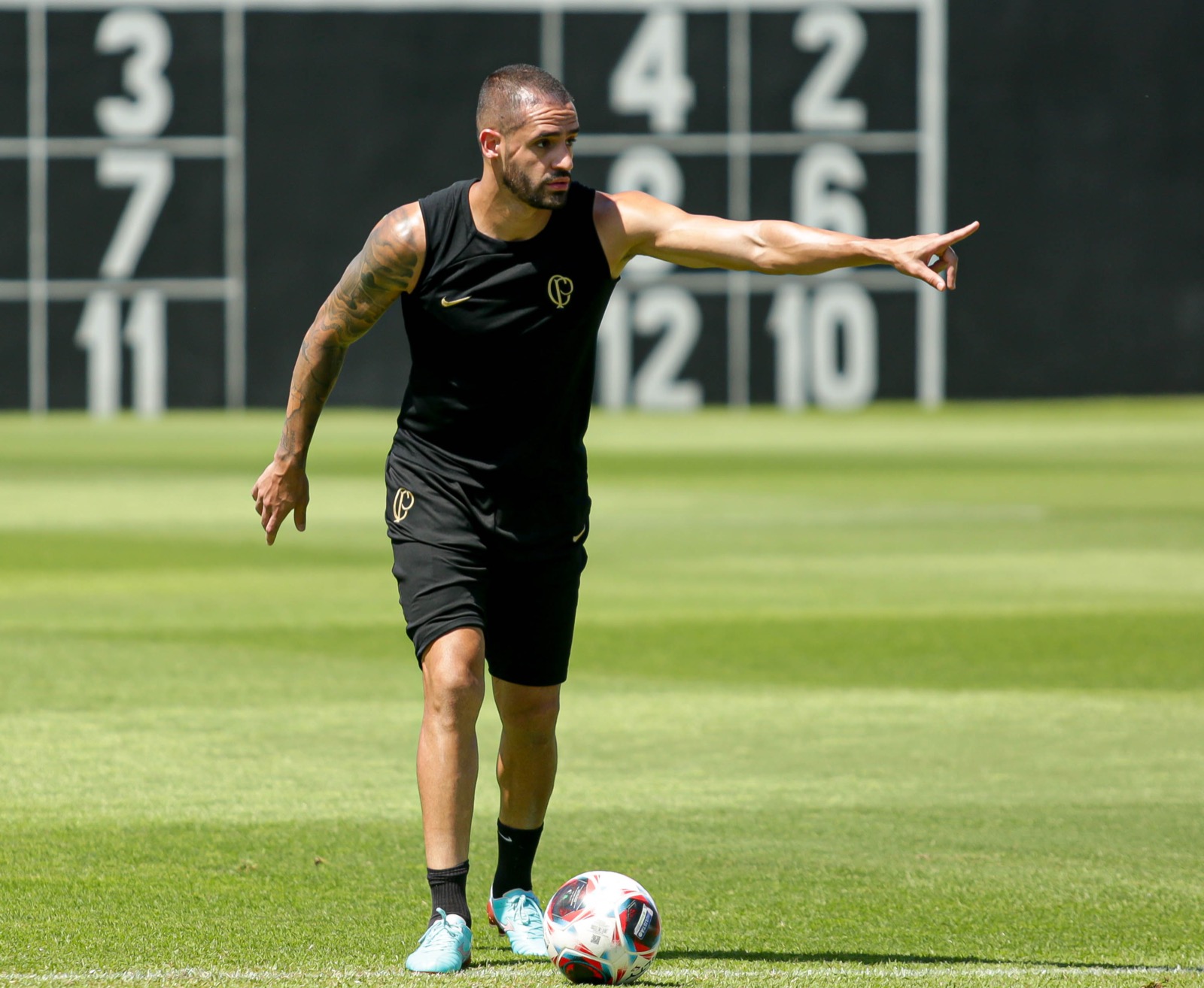 Corinthians vive a expectativa de contar com Renato Augusto nas quartas de final