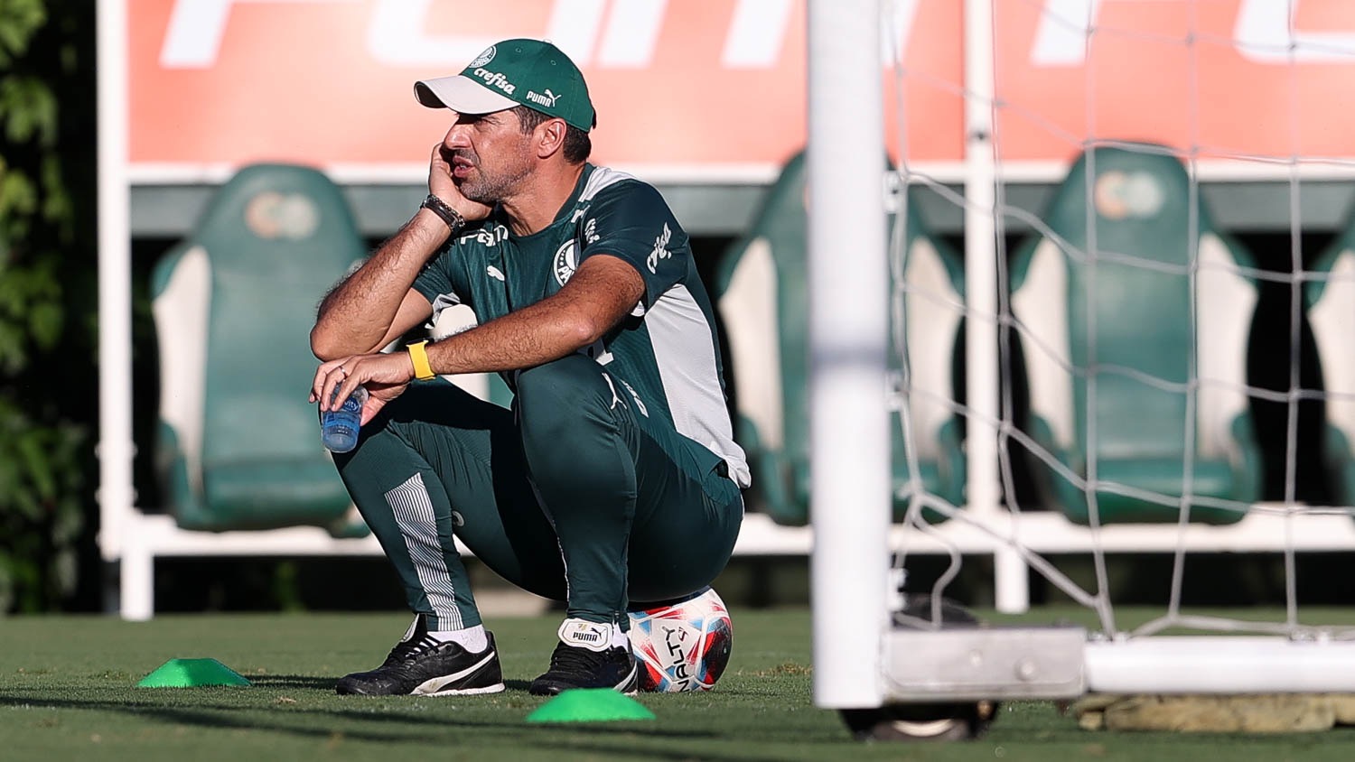 Palmeiras tem elenco completo para primeira final com Água Santa