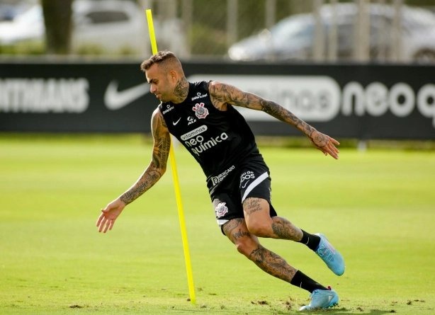 Presidente do Corinthians desconversa sobre retorno de Luan