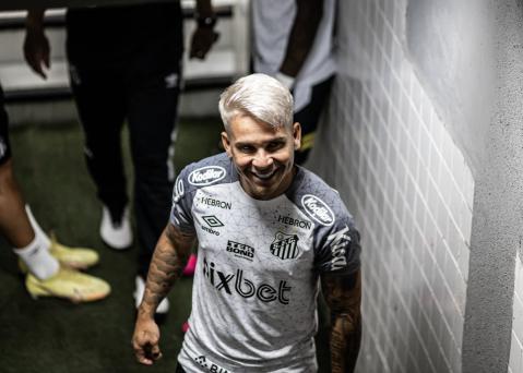 Santos espera contar com Soteldo no início do Brasileirão
