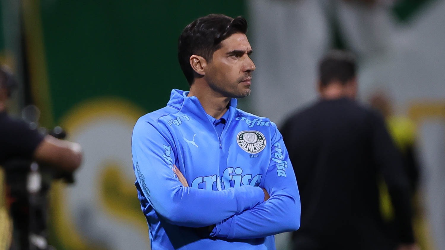 Raphael Veiga se consolida como artilheiro do Palmeiras em Dérbis