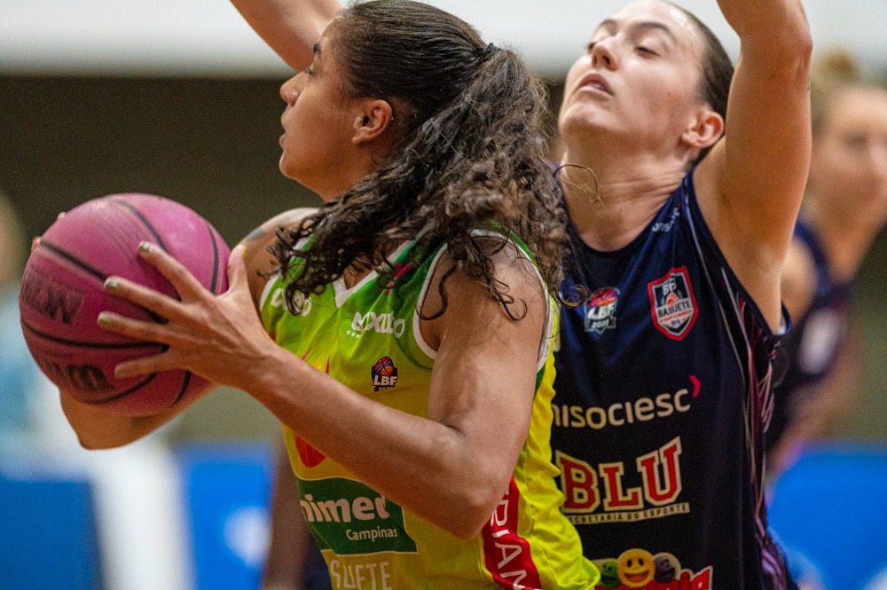 Campinas vence Blumenau e garante vaga no G4 da LBF