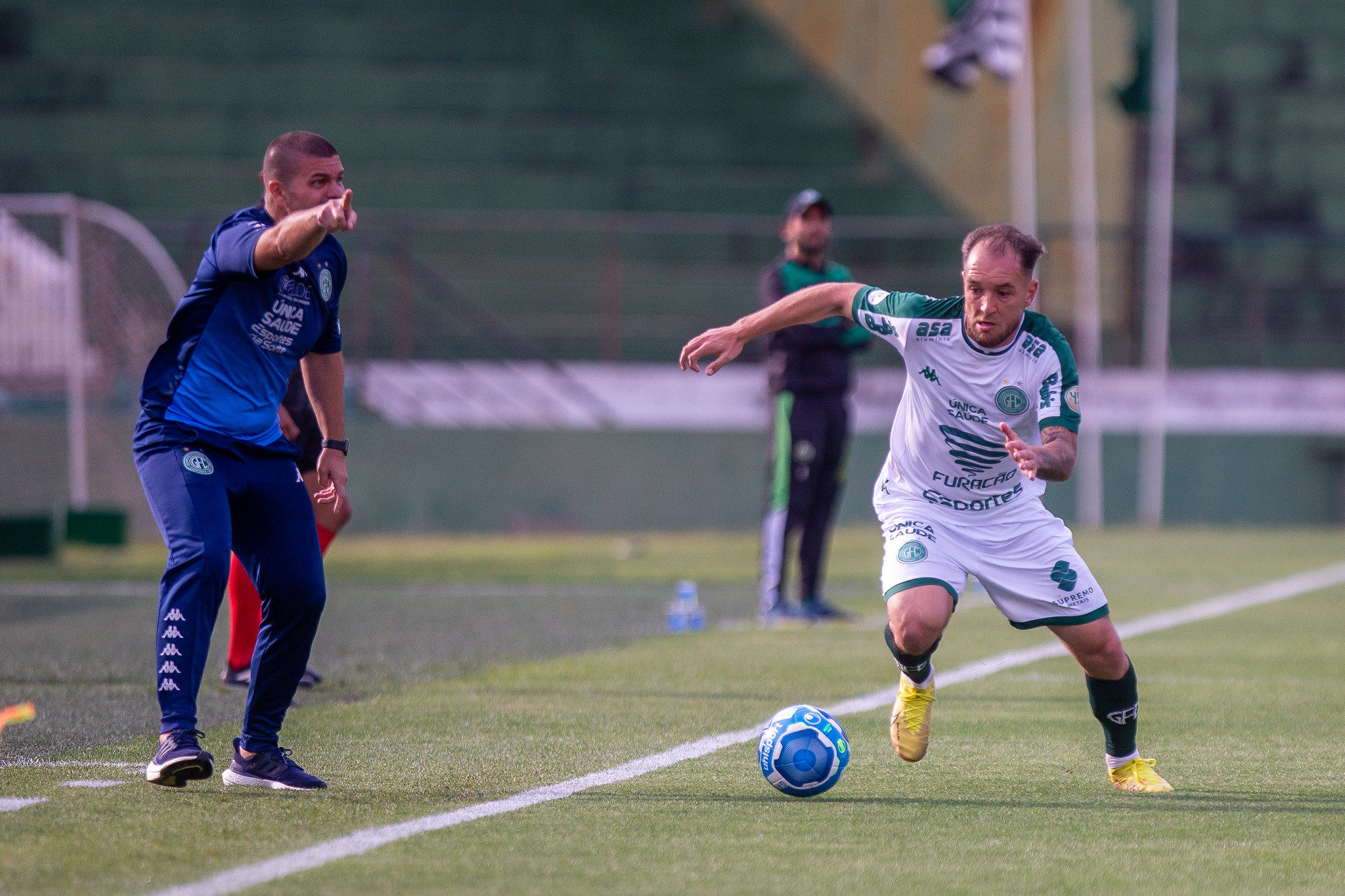 “A responsabilidade é de todos nós”, afirma Louzer após erro defensivo contra o Juventude