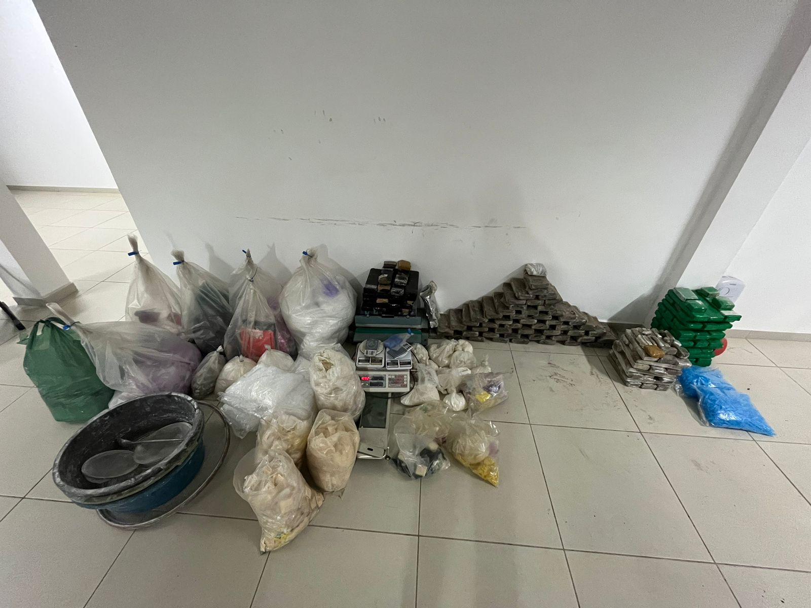 R$ 1 milhão em drogas são apreendidos pela Polícia Militar em Monte Mor