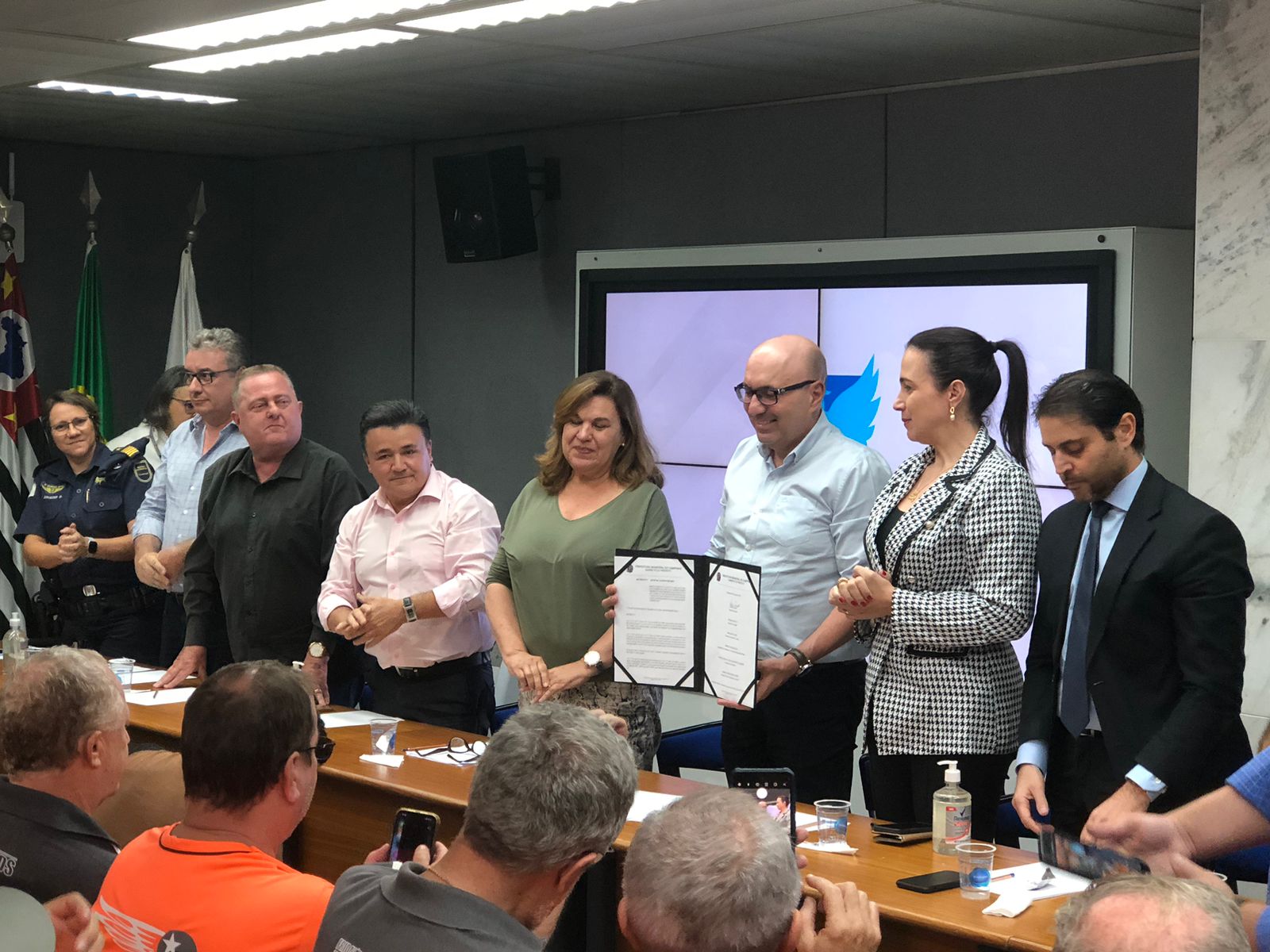 Uso de cerol terá multa e lacração de comércio em Campinas