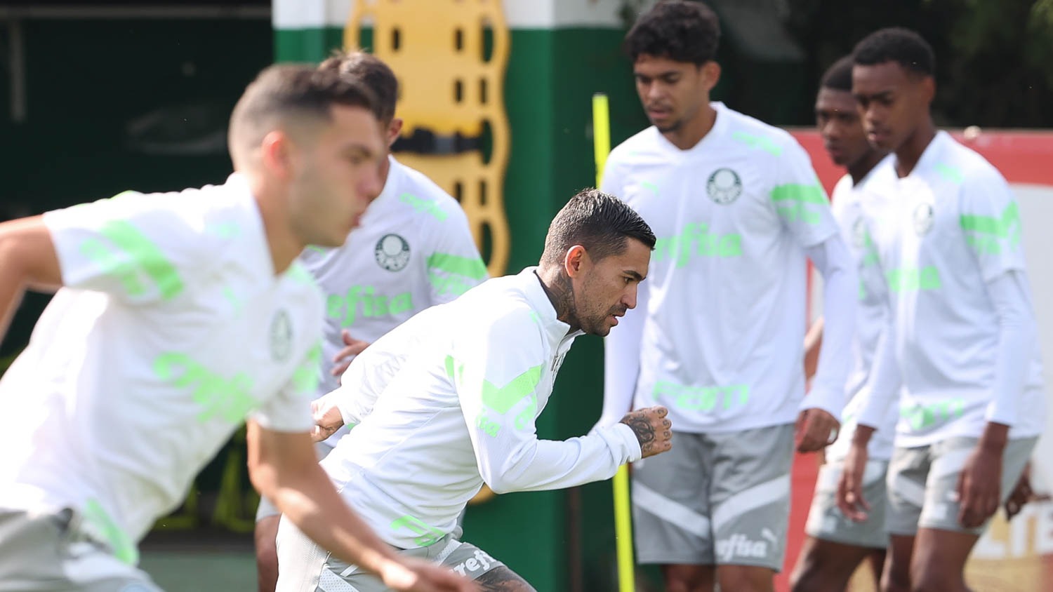 Com Gabriel Dias, Vasco divulga relacionados para o jogo contra o Guarani, vasco