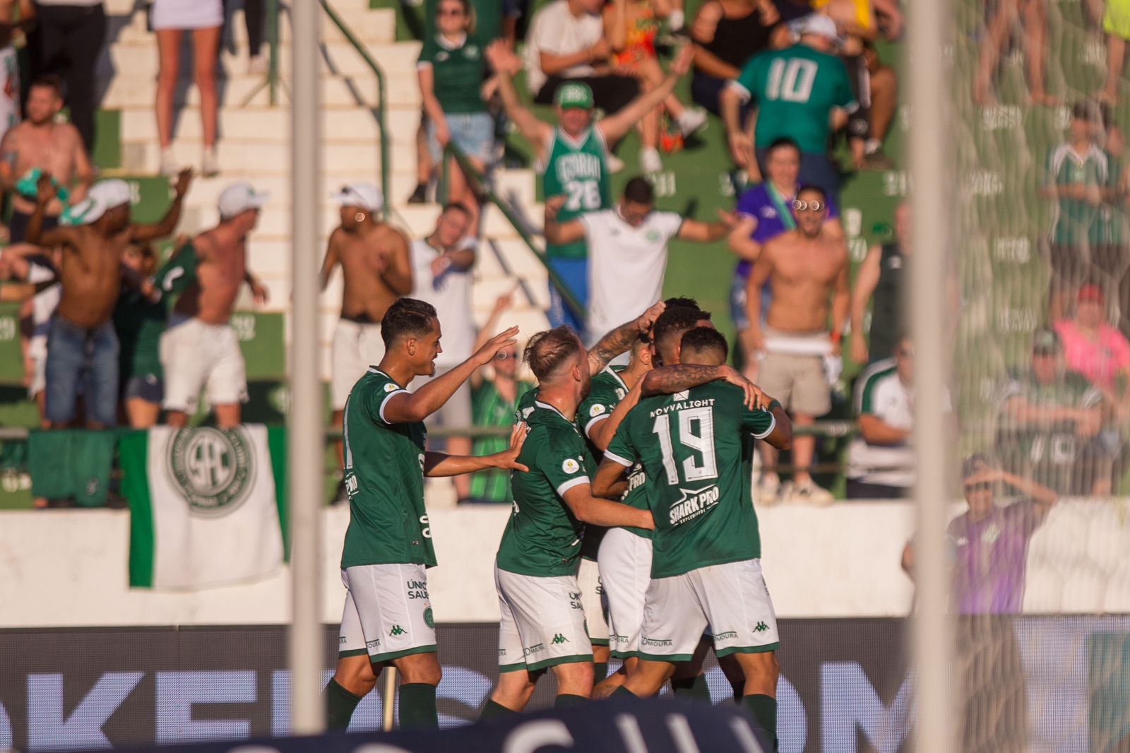 Numa Tarde De Golaços, Guarani Vence Tombense Com Tranquilidade E Curte ...