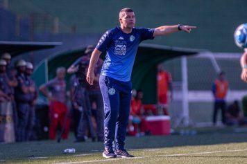 Louzer comanda último treino antes de jogo decisivo contra o Novorizontino  - CBN Campinas 99,1 FM