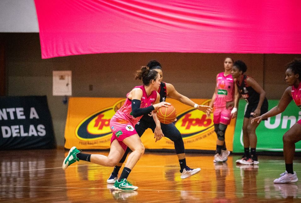 Basquete feminino faz final contra a Colômbia - Hora Campinas