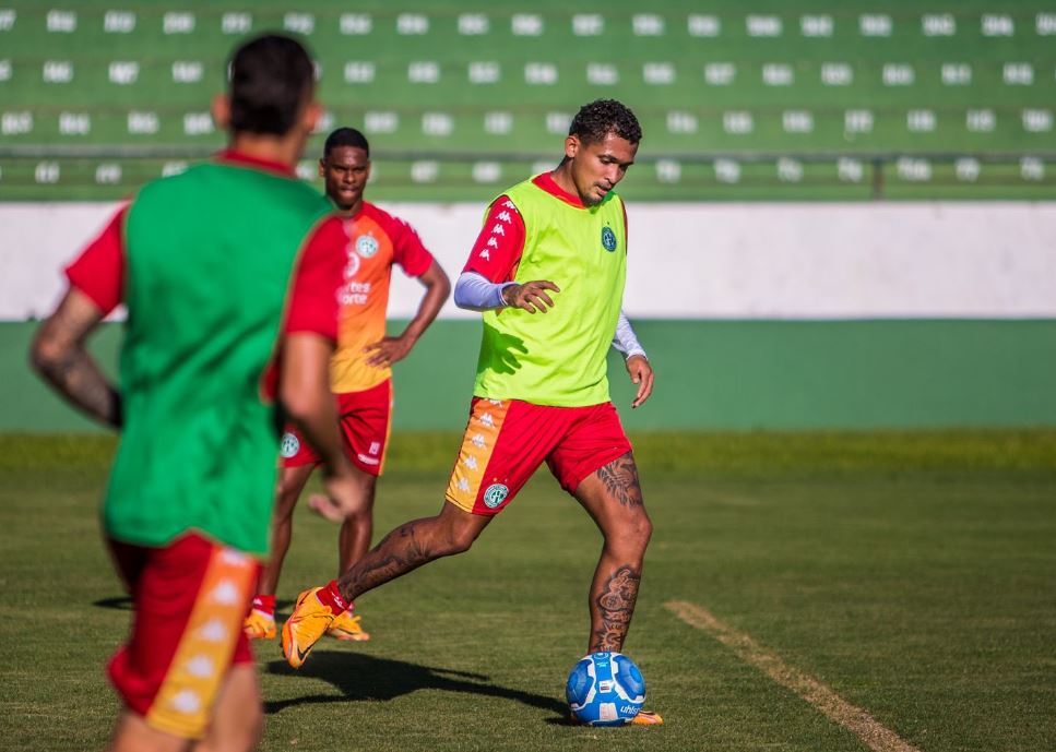Com a presença de Walber, Guarani se reapresenta para o duelo contra o Criciúma