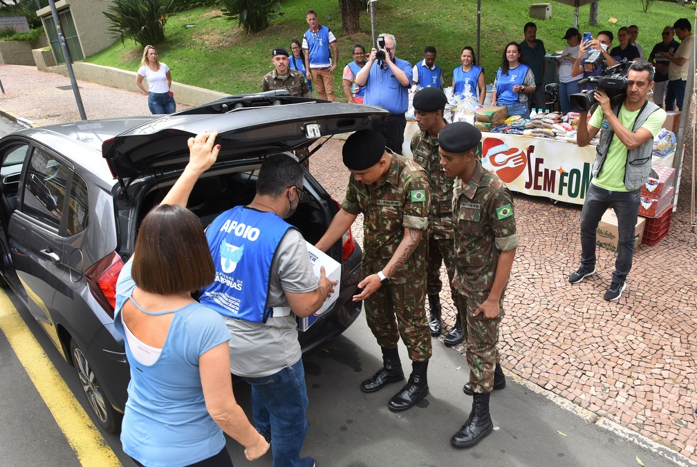 Paço Municipal terá arrecadação de alimentos neste sábado