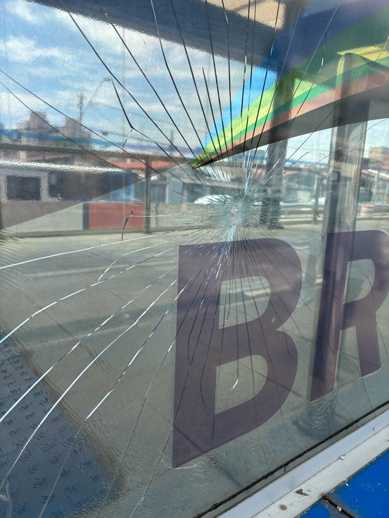 Novo ataque à estação do BRT quase atinge passageiros em Campinas