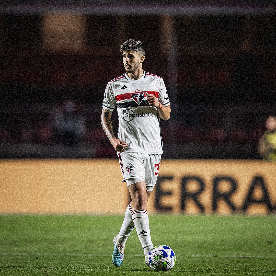 Zagueiro Beraldo termina o ano em alta e desperta interesse em clubes europeus