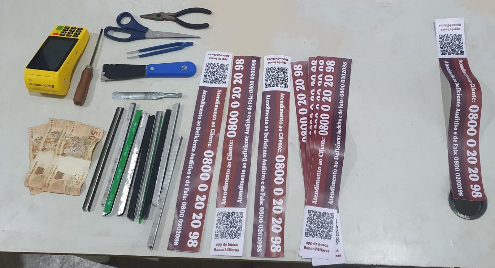 Homem é preso suspeito de furtar caixa eletrônico em supermercado