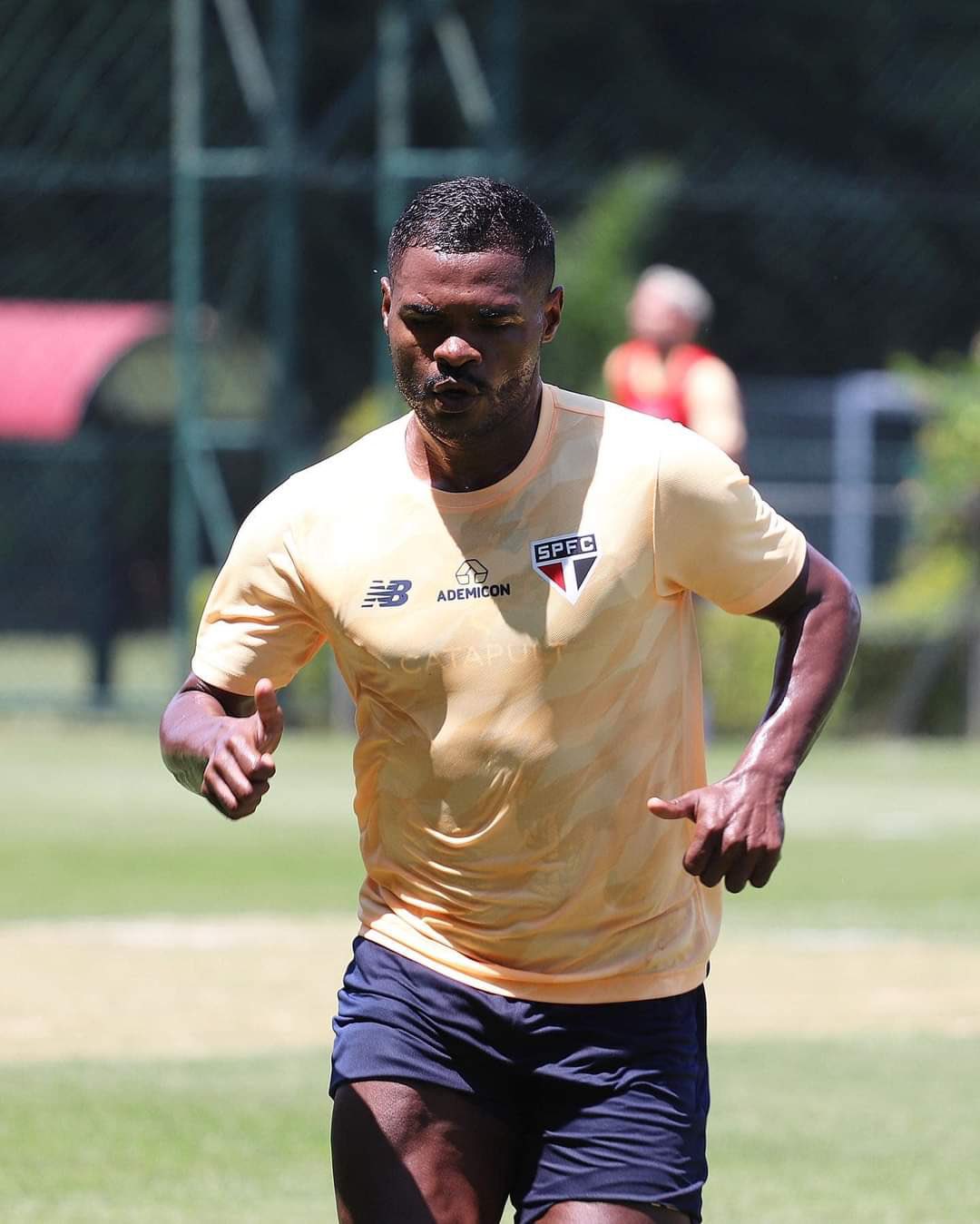 São Paulo poderá repensar sobre saídas de Nikão e Luan