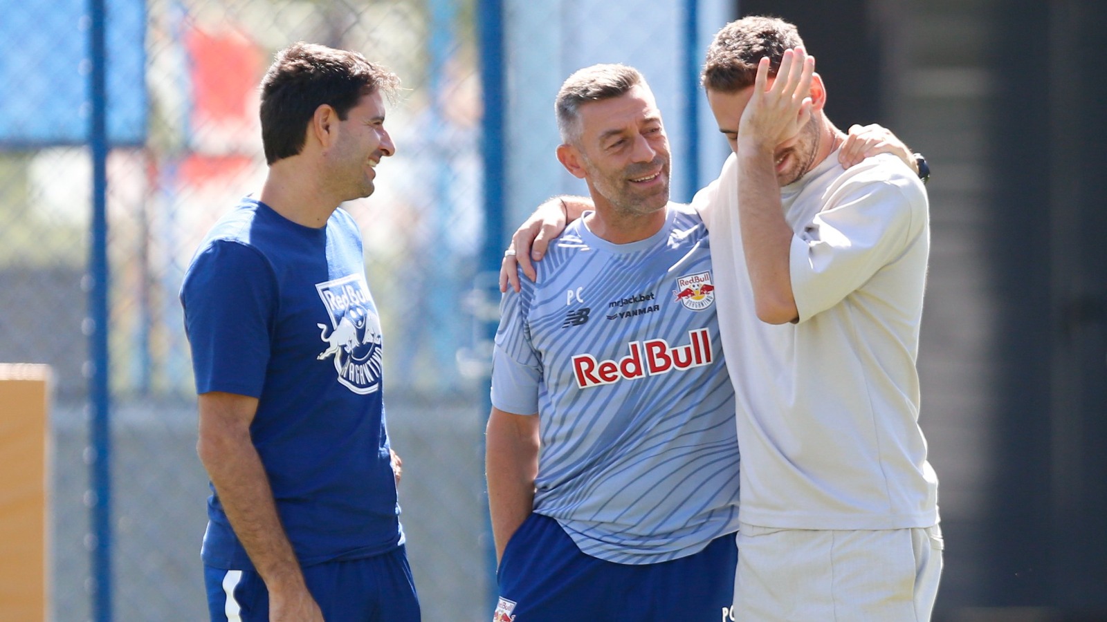 Adversário do Guarani, Red Bull Bragantino vive duelo em Libertadores e despedida de Léo Ortiz
