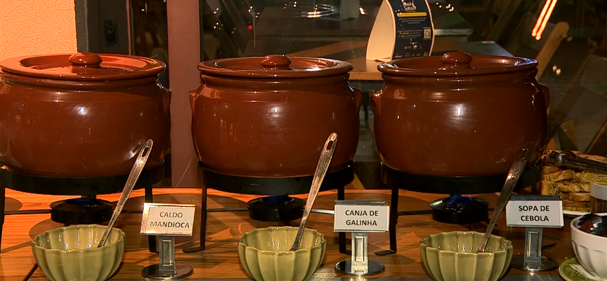 Vendas de sopas e caldos aumentam em 80% nos dias frios em Campinas