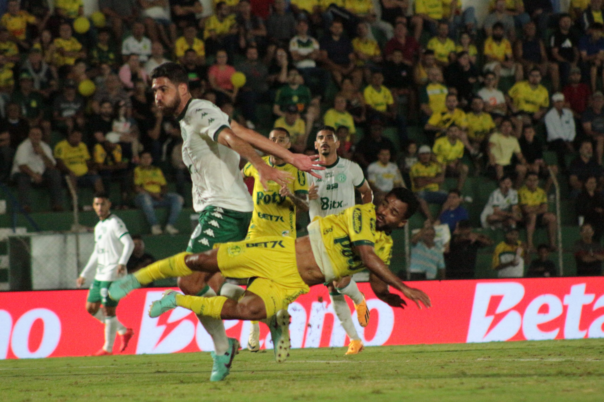 Guarani perde para Mirassol e termina rodada na última colocação da Série B