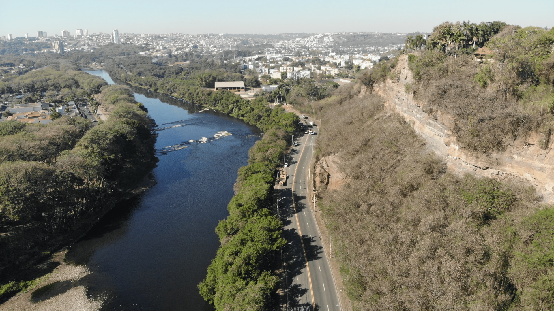 Avenida Jaime Pereira é totalmente liberada para o tráfego de veículos