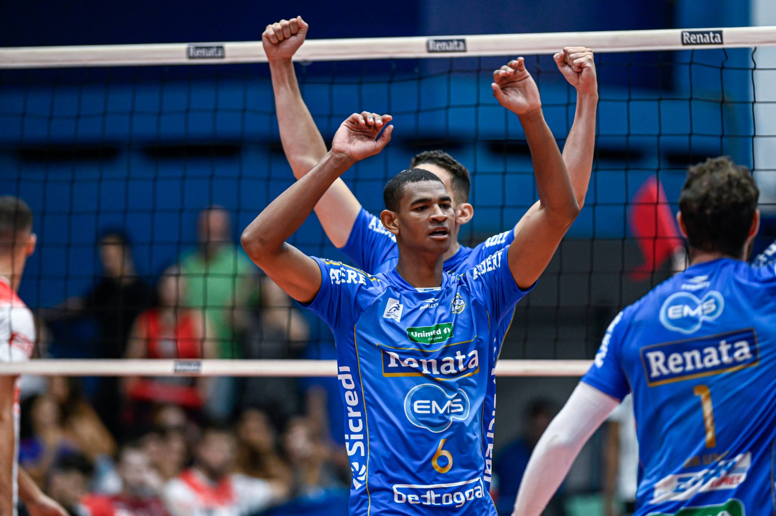 Vôlei Renata enfrenta o Suzano fora de casa; CBN Campinas transmite a partida