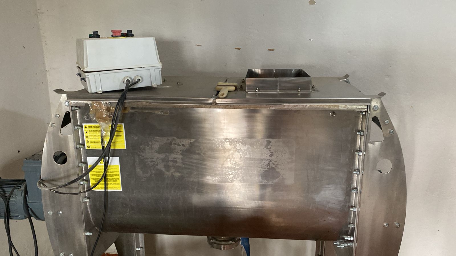 Polícia “estoura” refinaria de drogas em área rural de Itapira 