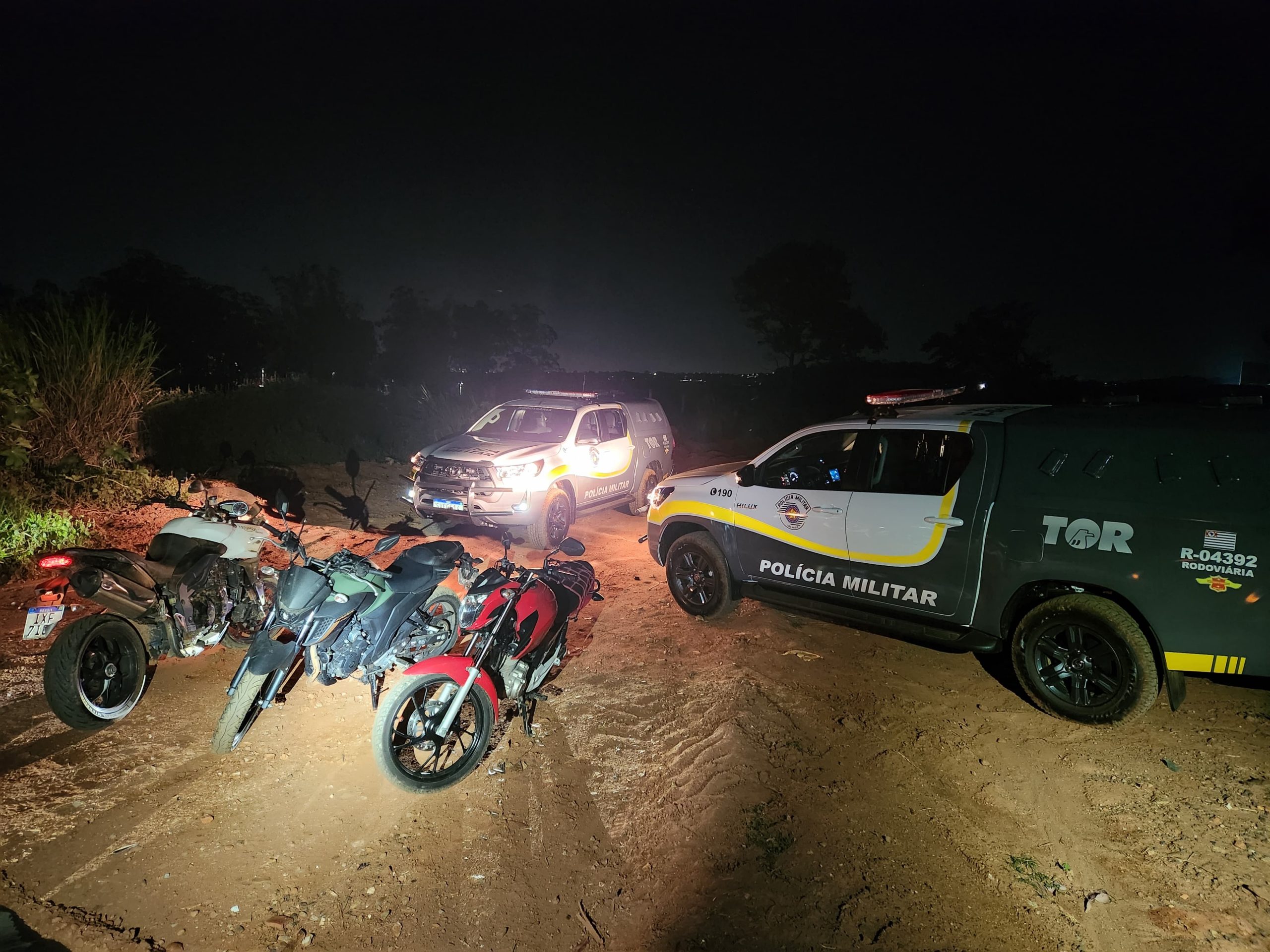 Dois são presos após tentar roubar várias motos na Miguel Melhado, Anel Viário e Bandeirantes