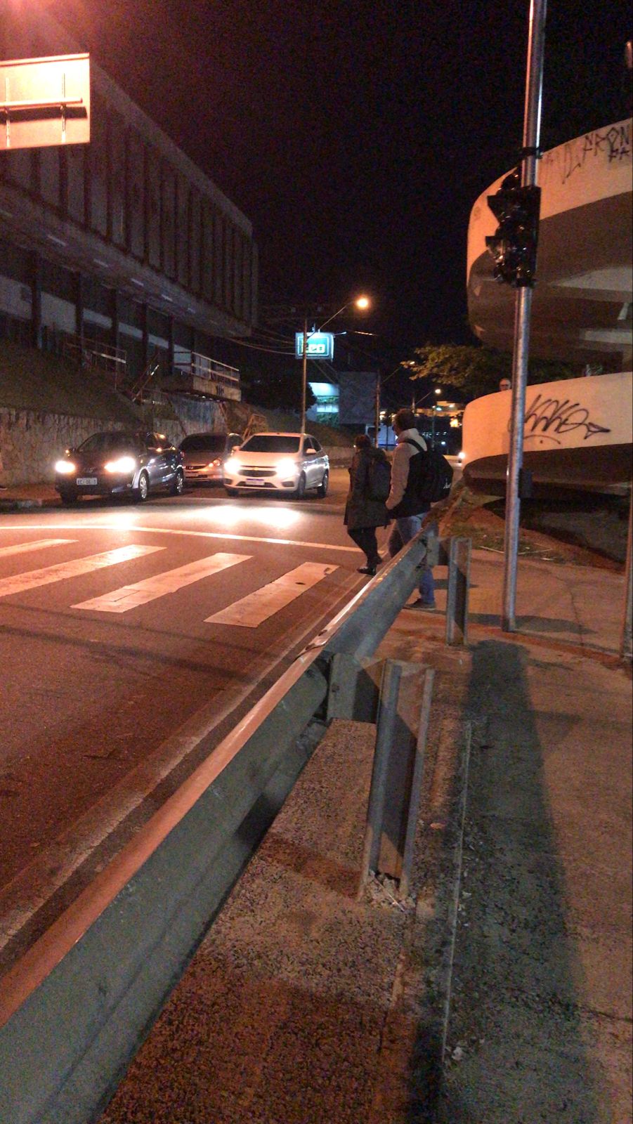 Emdec promete ativar semáforo para travessia de pedestres na Papa Paulo VI nesta sexta