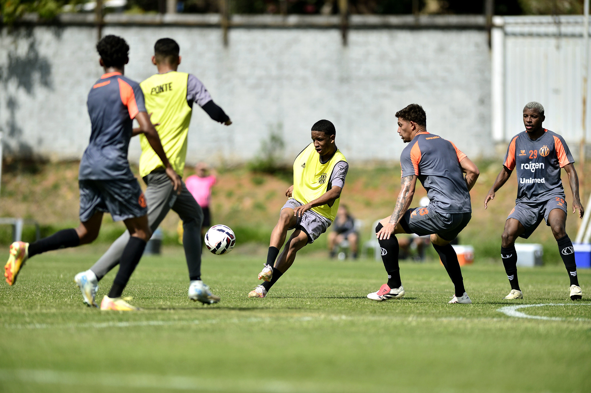 Na primeira atividade da semana, Ponte Preta vence jogo-treino contra o XV de Piracicaba