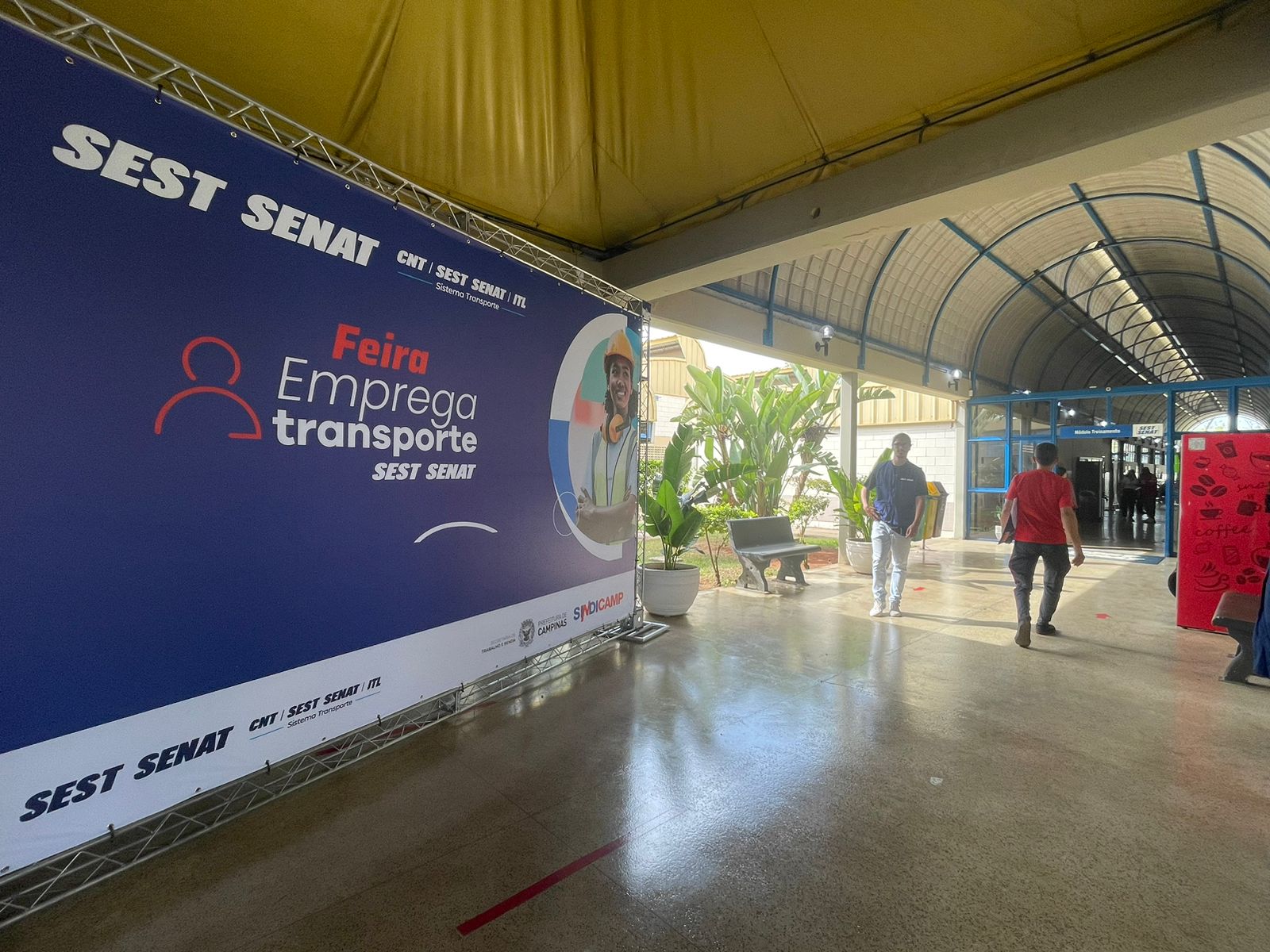 Com vagas no setor de transporte, feirão de emprego ocorre até 16h no Sest Senat